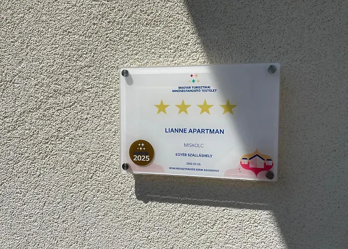 Lianne Apartment